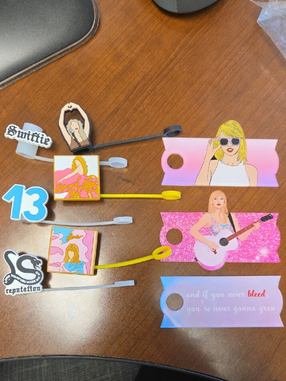 Taylor Swift Guitar & Portrait Tumbler Straw Topper And Name Plate